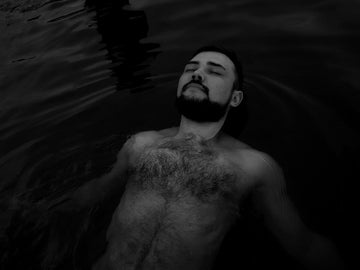 How Body Hair Affects Men's Sexual Health: Pros and Cons of Grooming